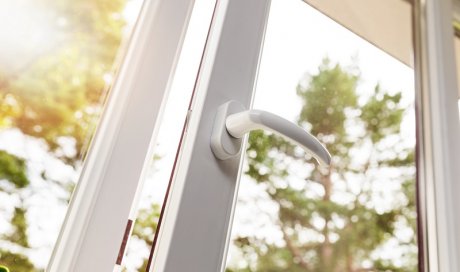 Installateur professionnel de fenêtre en PVC Lapalisse