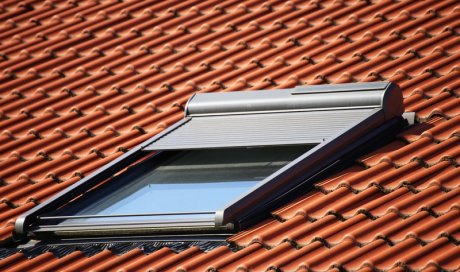 Installateur professionnel de fenêtre avec volet roulant solaire Lapalisse